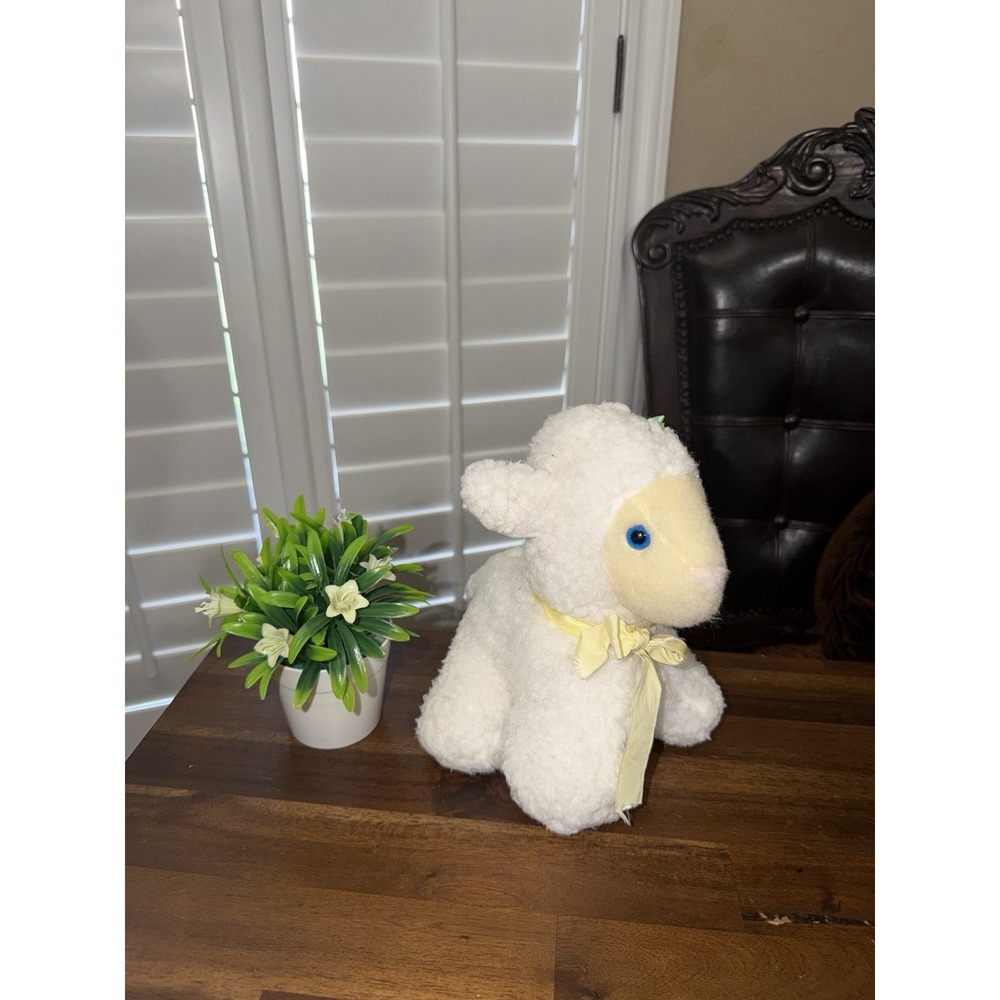 VTG. BANTAM PLUSH WIND UP  MUSICAL LAMB, PLAYS MARY‎ HAD A LITTLE LAMB